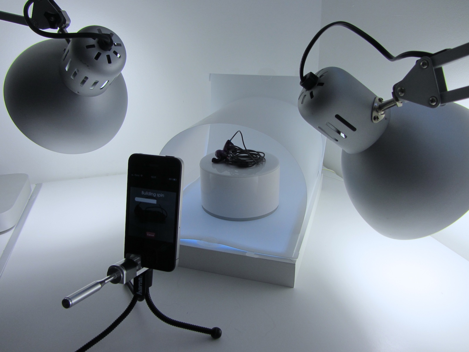 Lighting with 360 Degree Photography Equipment